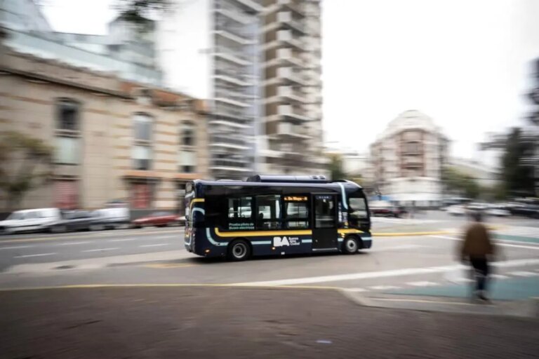 buenos aireste elektrikli otobus hatti basladi EZyc8SId