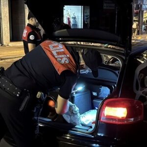 istanbulda asayis ekipleri harekete gecti yuzlerce gozalti var TYErQaMz