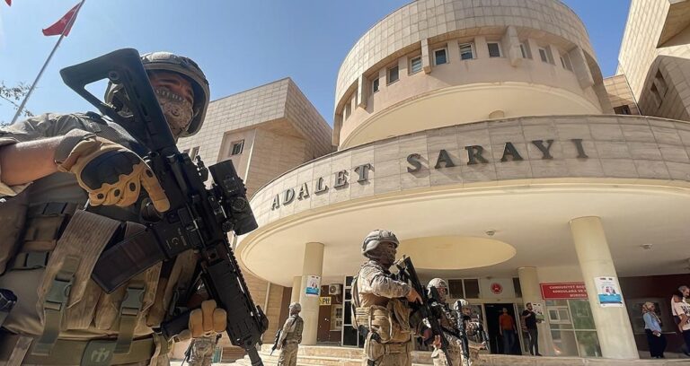 sanliurfada kacak silah operasyonunda 7 gozalti 3SUCXSsd