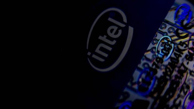 trump yonetimi intelin yuzde 10 hissesini aldi QFPUsDlT