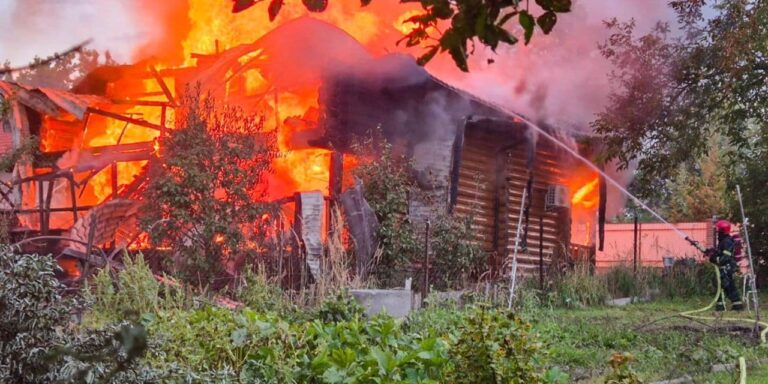 ukrayna rusya yilin en buyuk saldirisini yapti bYlgSyz8