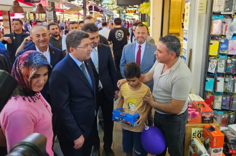 bakan tunctan esnaf ziyareti fSj4QqWa