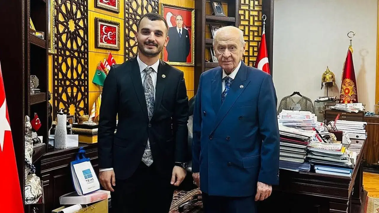 bayrampasa belediyesine operasyonda kritik ayrinti mhpli yonetici de gozaltinda jQC1LVzA