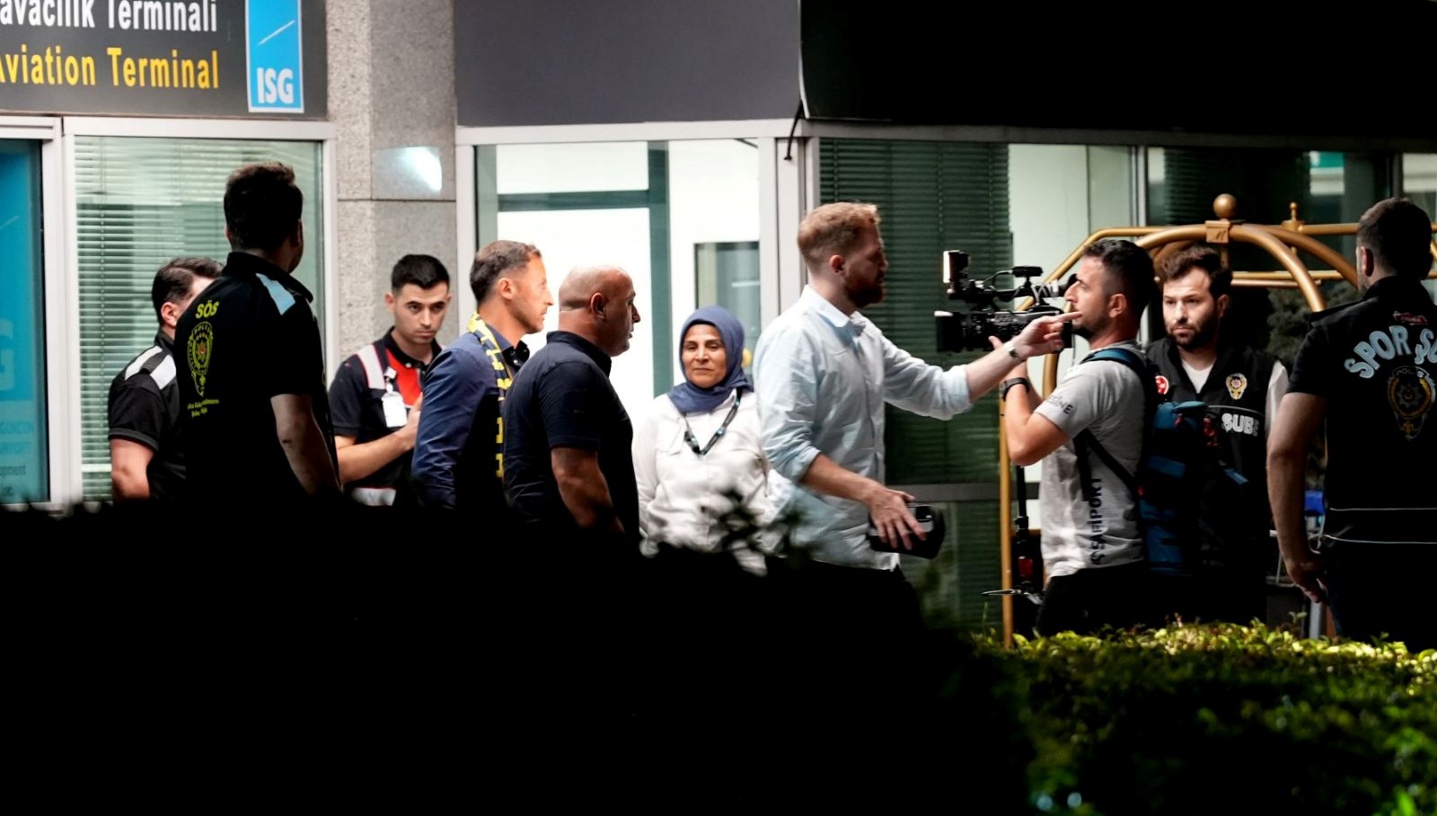 fenerbahcenin yeni teknik direktoru domenico tedesco istanbula geldi sXtXet2K