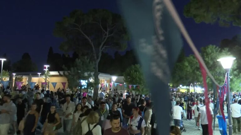 izmir enternasyonal fuarinda buyuk ilgi ceken sergiler 13JNOaFn