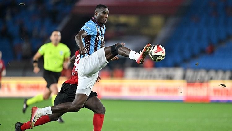 super ligde 7 hafta trabzonspor karagumruk karsisinda 3 puan pesinde rrSYgSd4