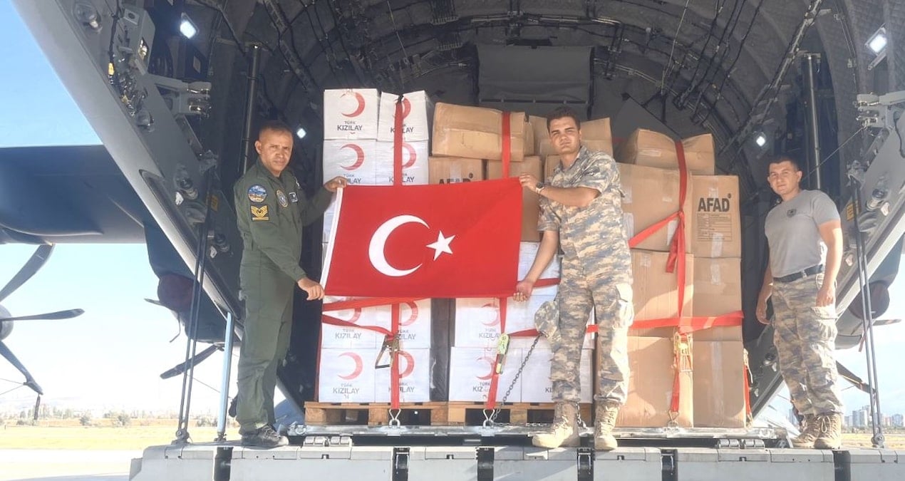 turkiyeden afganistana deprem yardimi X1JucdkC