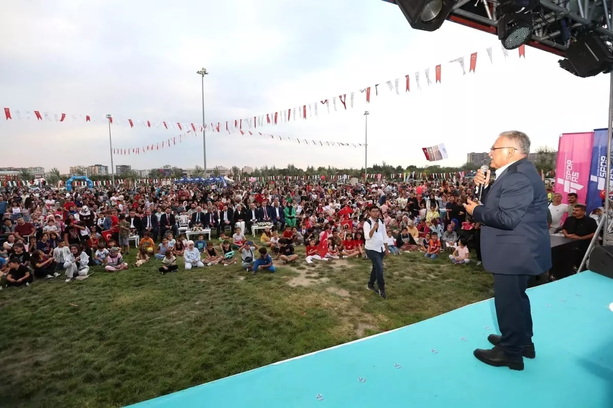 yaz spor okullari kapanis programi yapildi NlXdHtGL