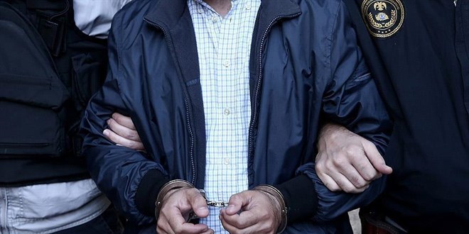 adanada is yerinde uyusturucu satarken yakalanan saniga 15 yil hapis cezasi QGyH5xju.jpg