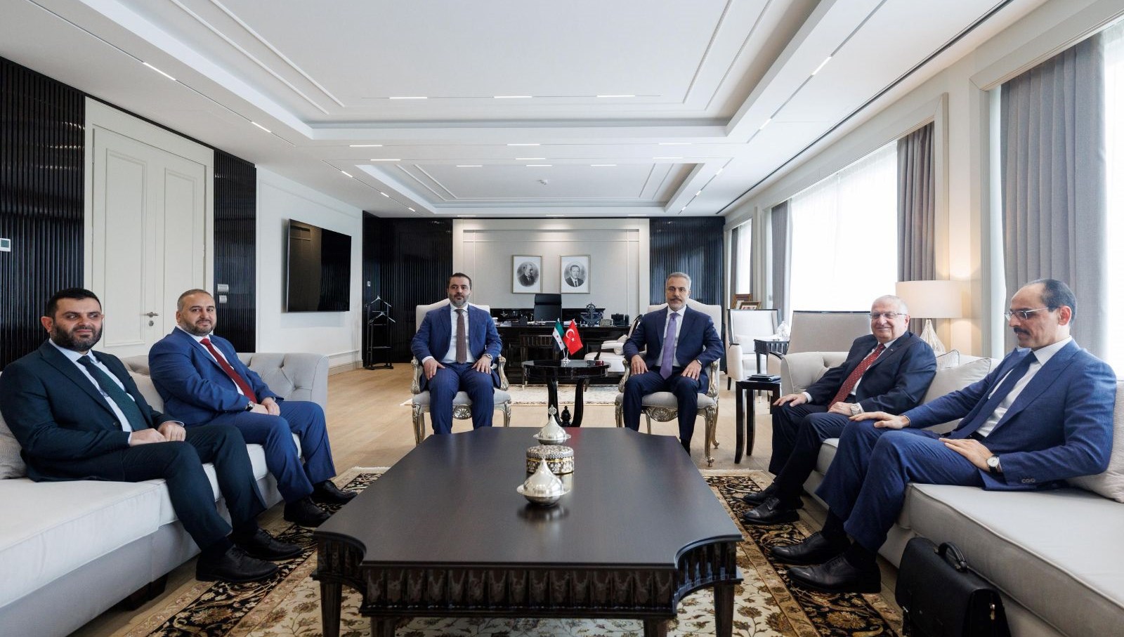 ankarada turkiye suriye toplantisi basladi fq4mljGV.jpg