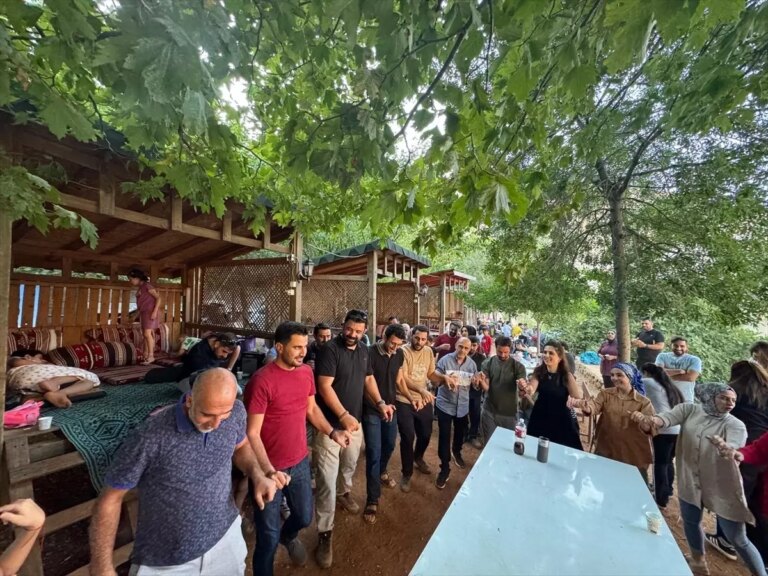 diyarbakirda dunya kalp gunu piknigi 9AFAdwSi