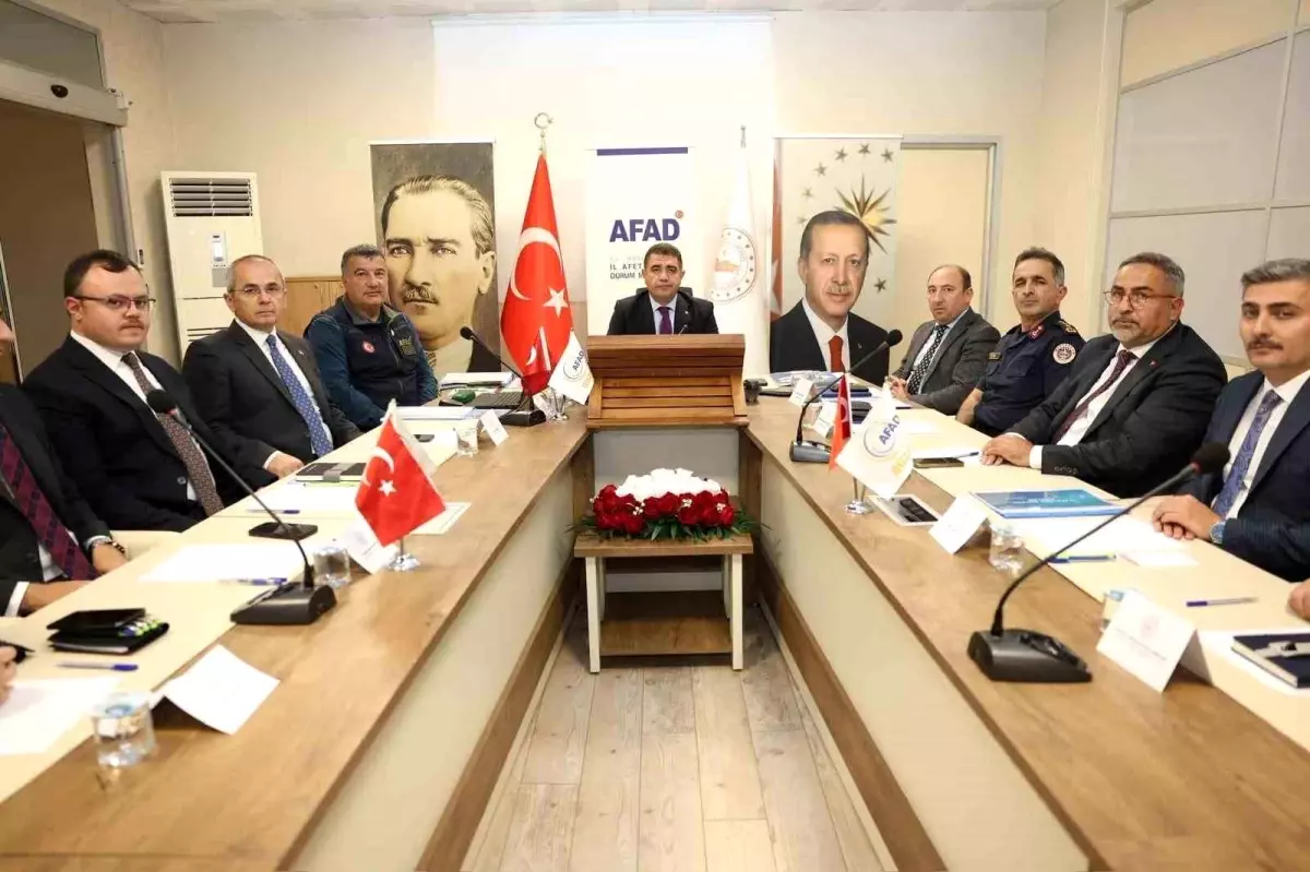 duzcede afet riski azaltma plani toplantisi duzenlendi 2d6hUpf6