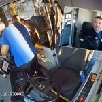 otobus soforu emekli ogretmeni heimlich manevrasi ile kurtardi JtuwHSQe.jpg