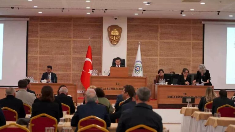 mugla-buyuksehir-belediyesi-2026-yili-butcesi-onaylandi-ayNsXLJF.jpg
