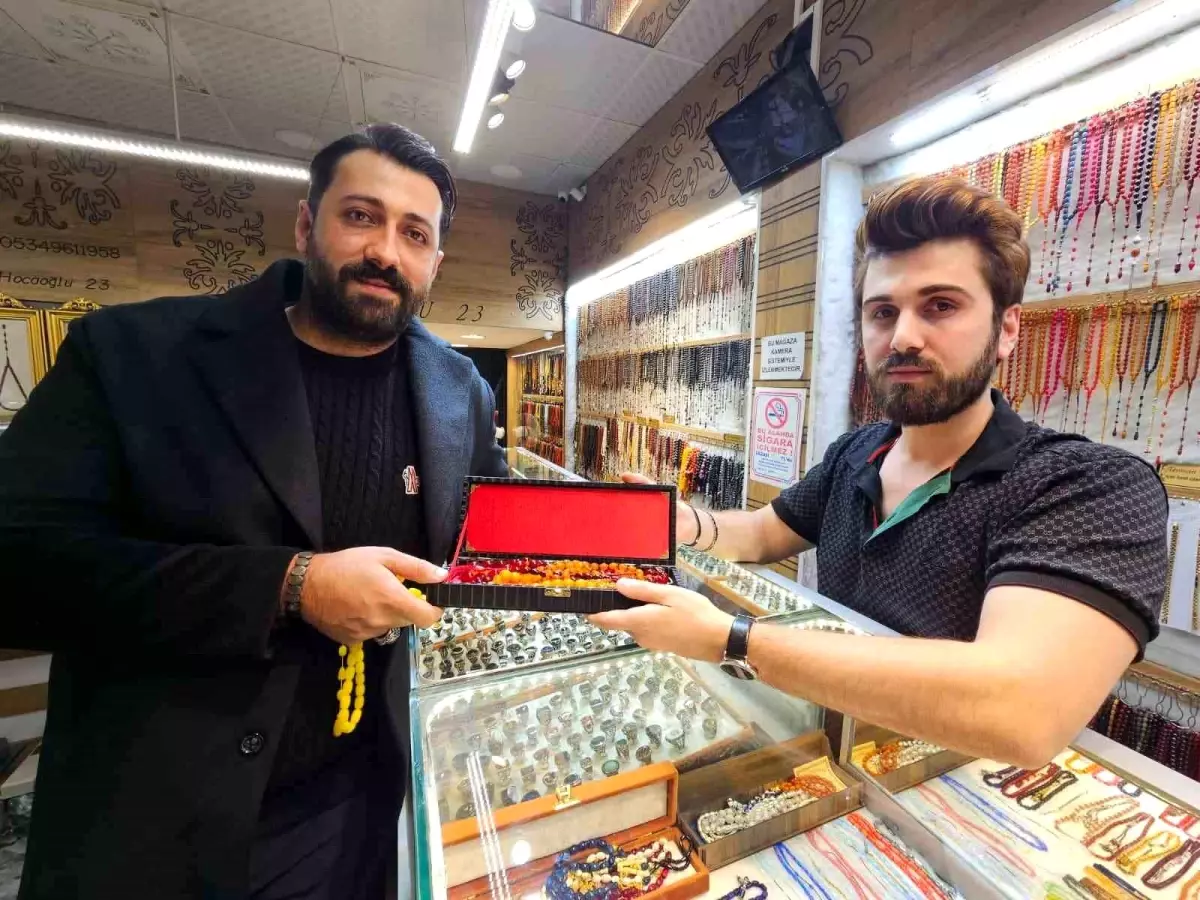 tespih tutkusu yatirima donustu elazigli kuyumcu 16 milyon liralik koleksiyon edindi xt7IdG1w.jpg