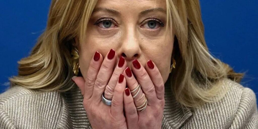 rus-sunucunun-meloniye-sozleri-bardagi-tasirdi-buyukelci-disislerine-cagrildi-mzStcAxO