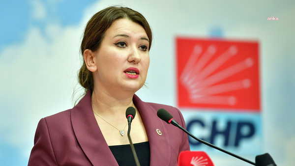 CHP’li Gökçe Gökçen, Ümit Erkol’un Tutukluluğunu Eleştirdi: “Siyasi Nedenlerle Tutuklandı”