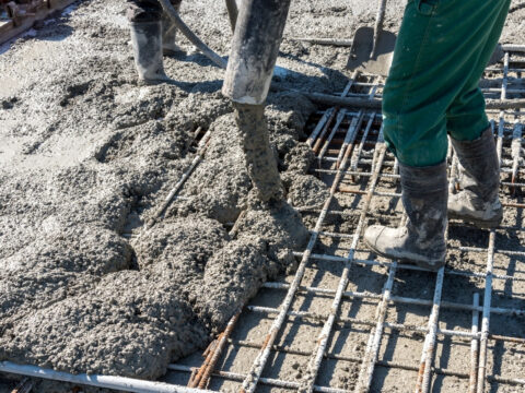 Konut projeleri yeniden basliyor finansman krizi hazir beton sektorunu zorluyor Wn7Pxn9I